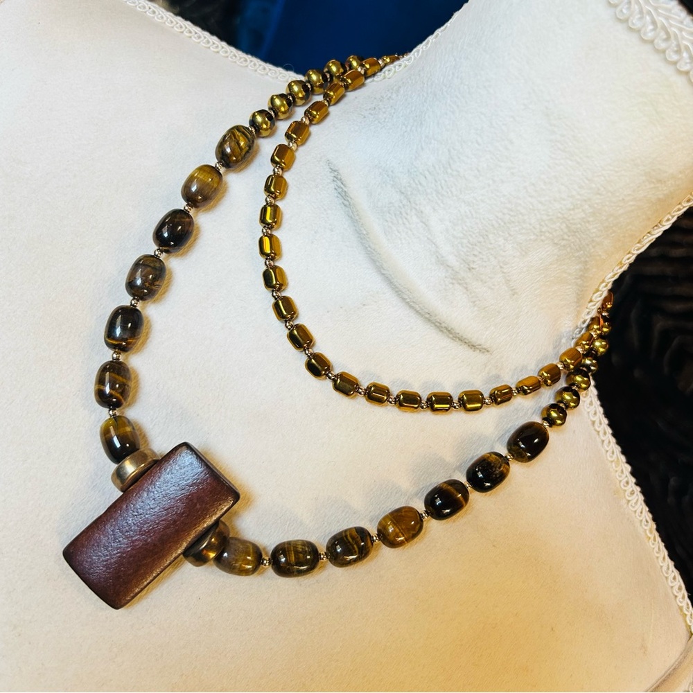 Handcrafted double strand oil slick di-cut glass tigers eye barrel necklace